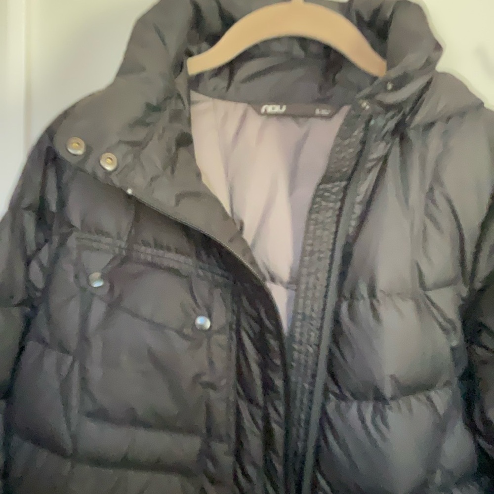 Nau women’s jacket. - Picture 4 of 8